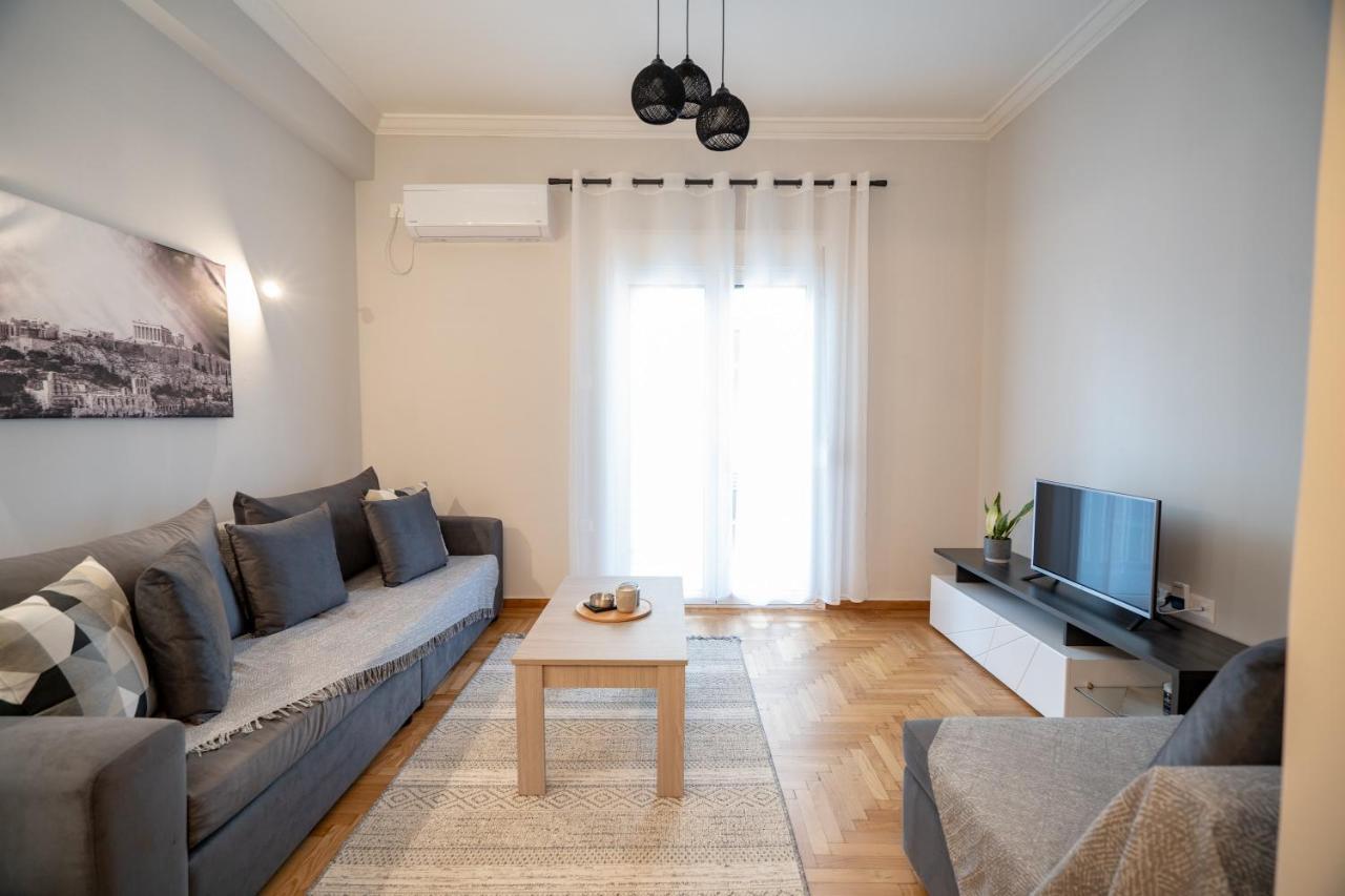 Athens center 2 bedrooms 4 pers apartment. Buitenkant foto