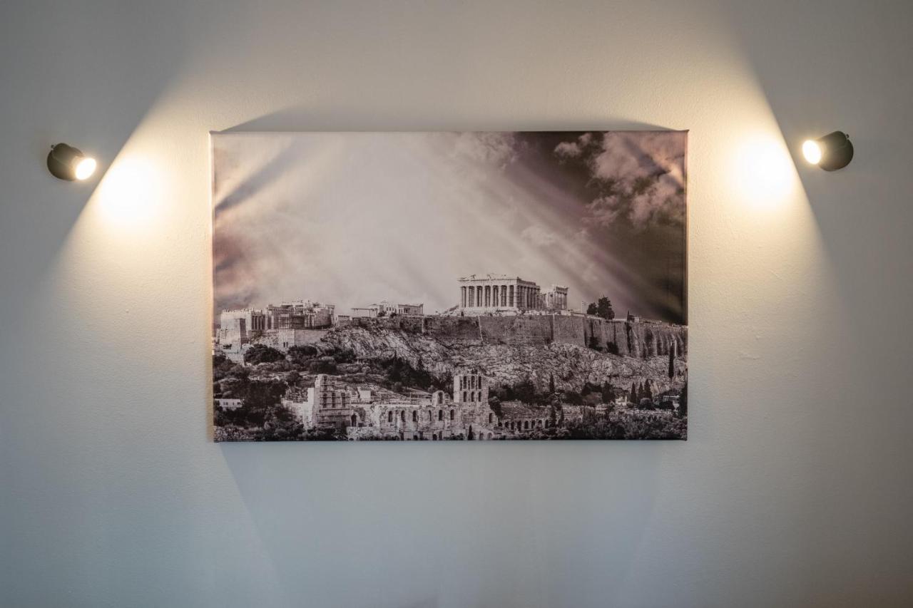 Athens center 2 bedrooms 4 pers apartment. Buitenkant foto