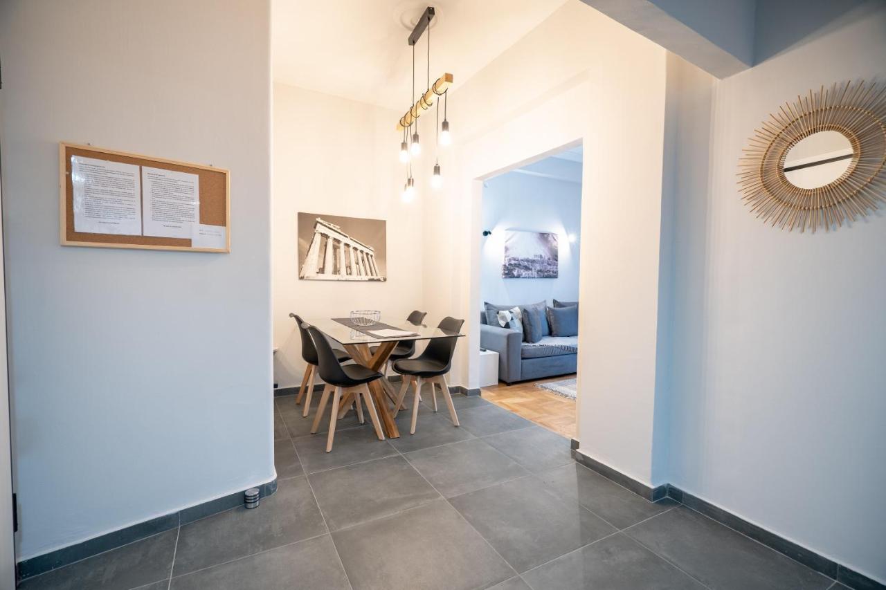 Athens center 2 bedrooms 4 pers apartment. Buitenkant foto