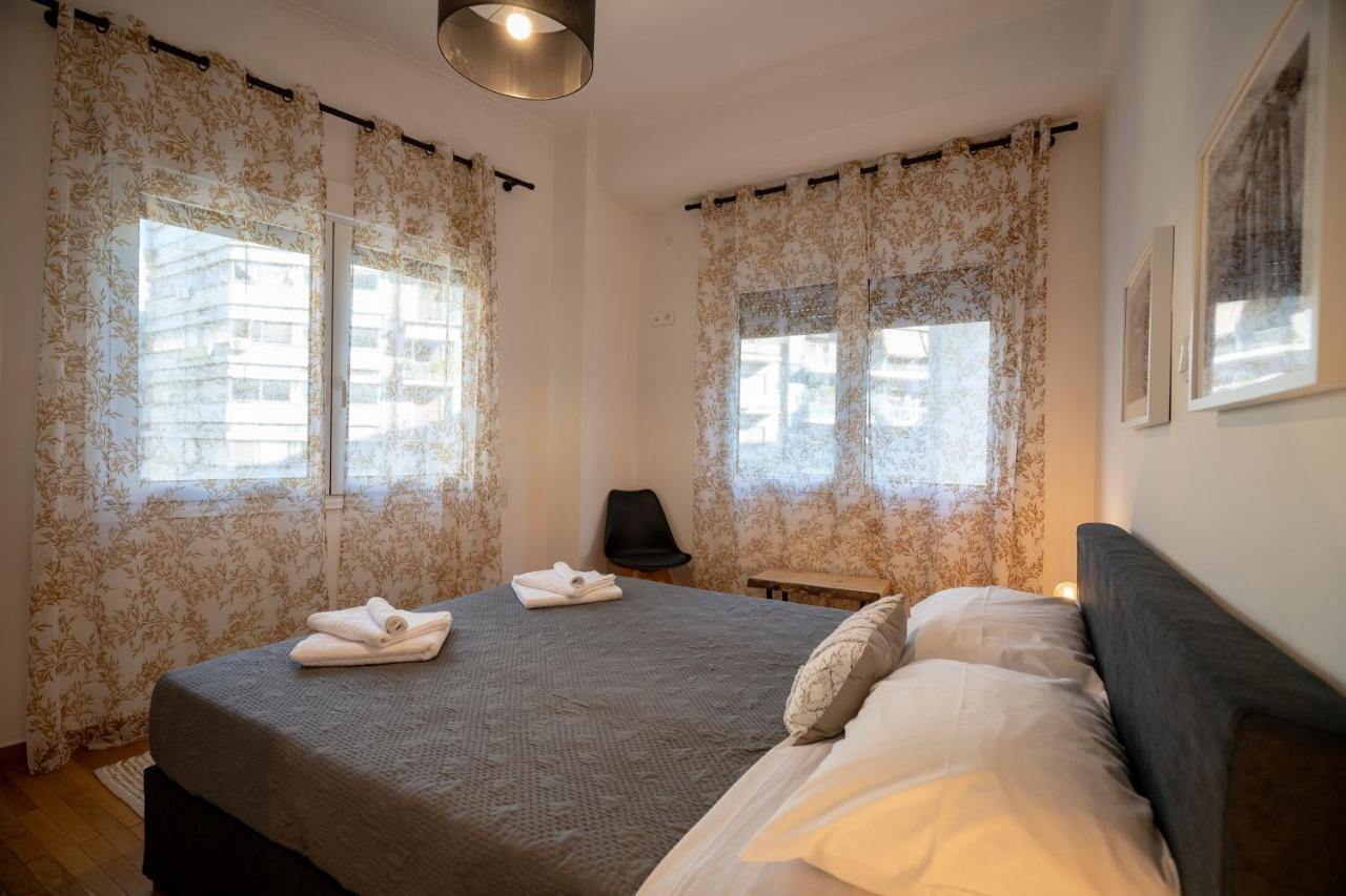 Athens center 2 bedrooms 4 pers apartment. Buitenkant foto
